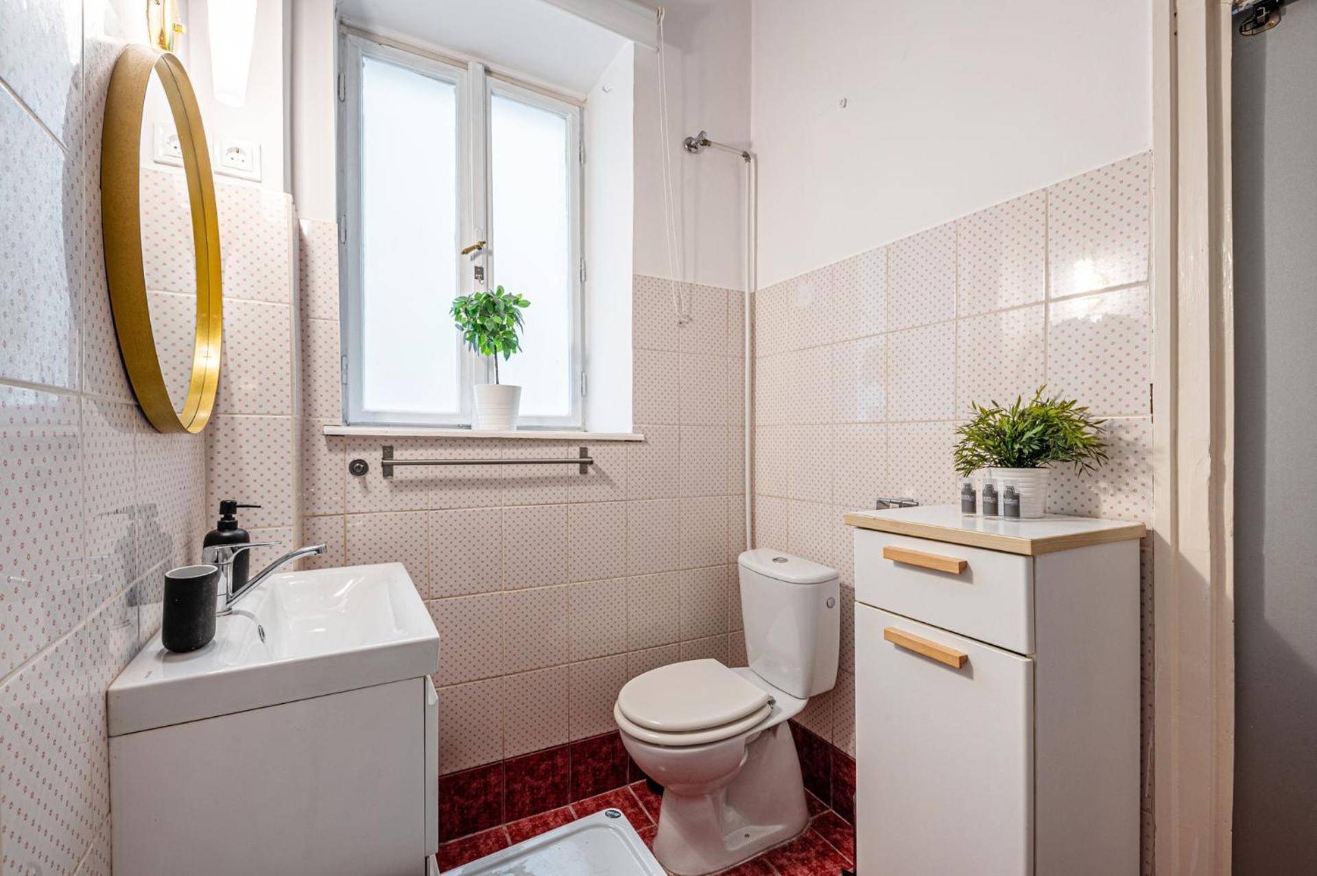 Apartment Chain Bridge Location New *